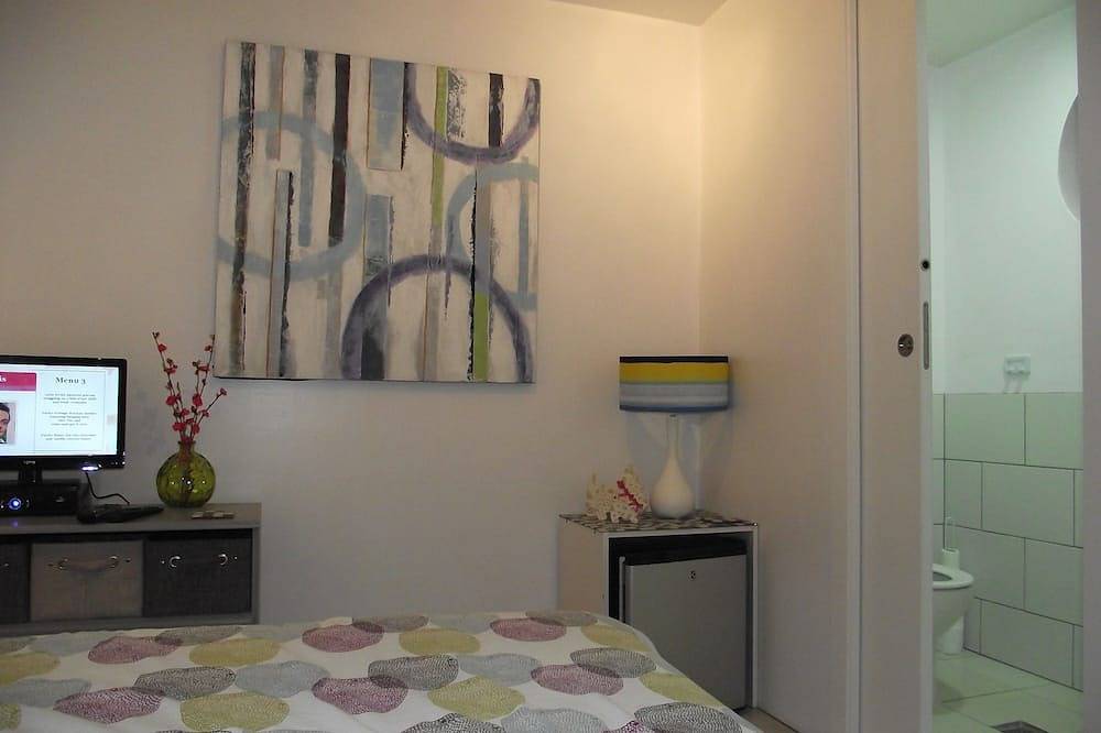 Casa De 3 Camas, Lo Marabu, Ciudad Quesada. Piscina Comunitaria, Wi-Fi Y Tv. Aire Acondicionado in Rojales, Costa Blanca