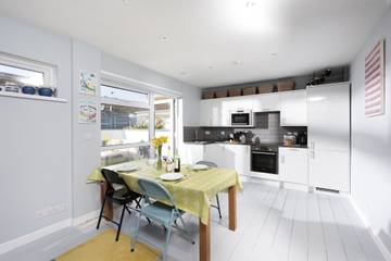 Holiday Apartment for 4 People in Mousehole, Cornwall, Photo 2