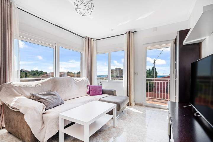 Hel lejlighed, Apartment 'Las Calas Vistas al Mar D' with Shared Pool, Private Terrace and Wi-Fi in Las Calas, Torrevieja