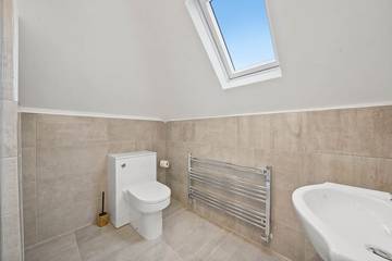 Apartment for 3 People in Kent Downs, Photo 4