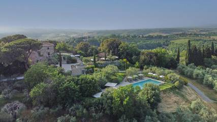 Maison de campagne pour 3 personnes, avec piscine ainsi que jardin et vue à Chiusi