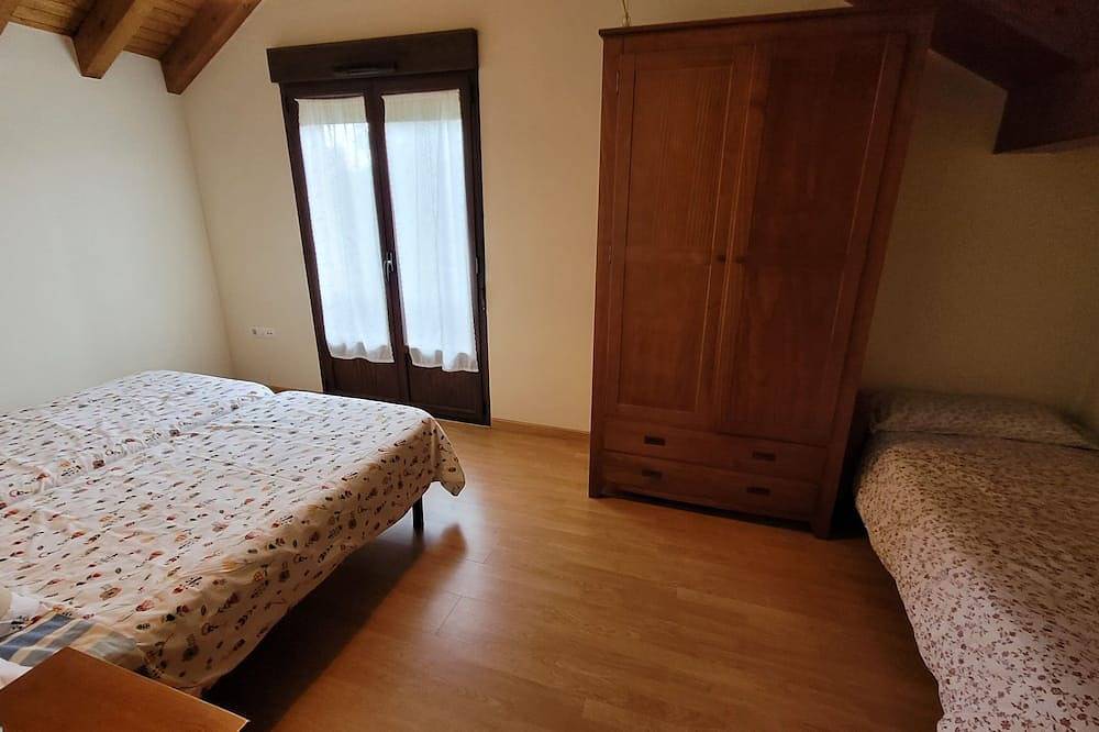 Casa Matias Holiday Home for 6 people in Parres, Costa Verde (Spain)