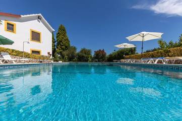 Gîte pour 4 personnes, avec piscine ainsi que jardin et vue à Lousã