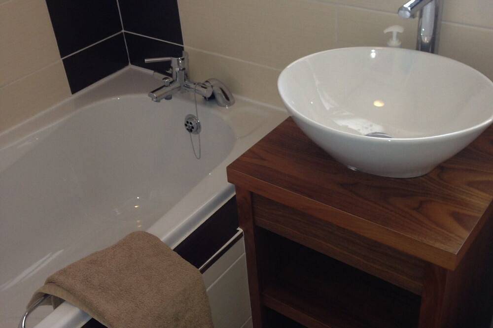 Cahirciveen Marina, Ring Of Kerry, 2bed/2bath House in Caher, Cahersiveen