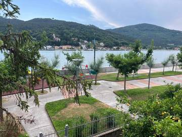 Gîte pour 4 personnes, avec vue et jardin à Fiumaretta di Ameglia
