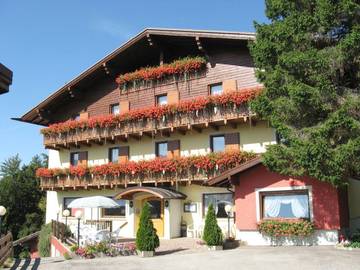 Hôtel pour 2 personnes, avec jacuzzi et jardin ainsi que balcon et sauna dans Serrada