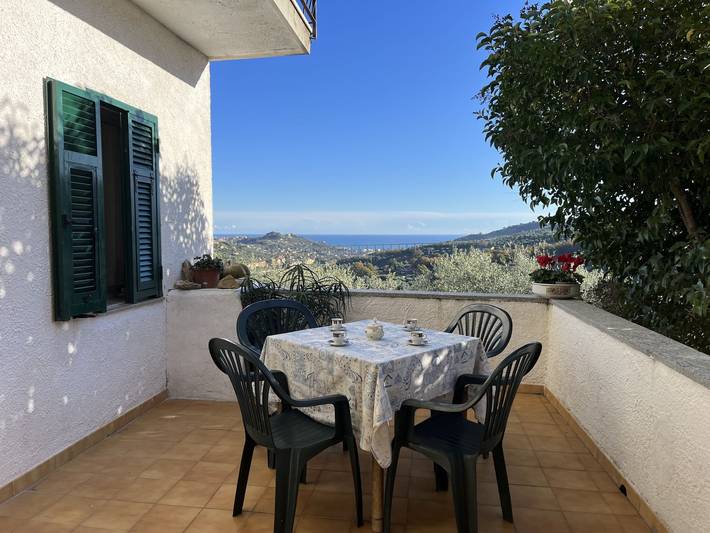 Appartement de vacances pour 5 personnes, avec Balcon ainsi que Terrasse et Vue