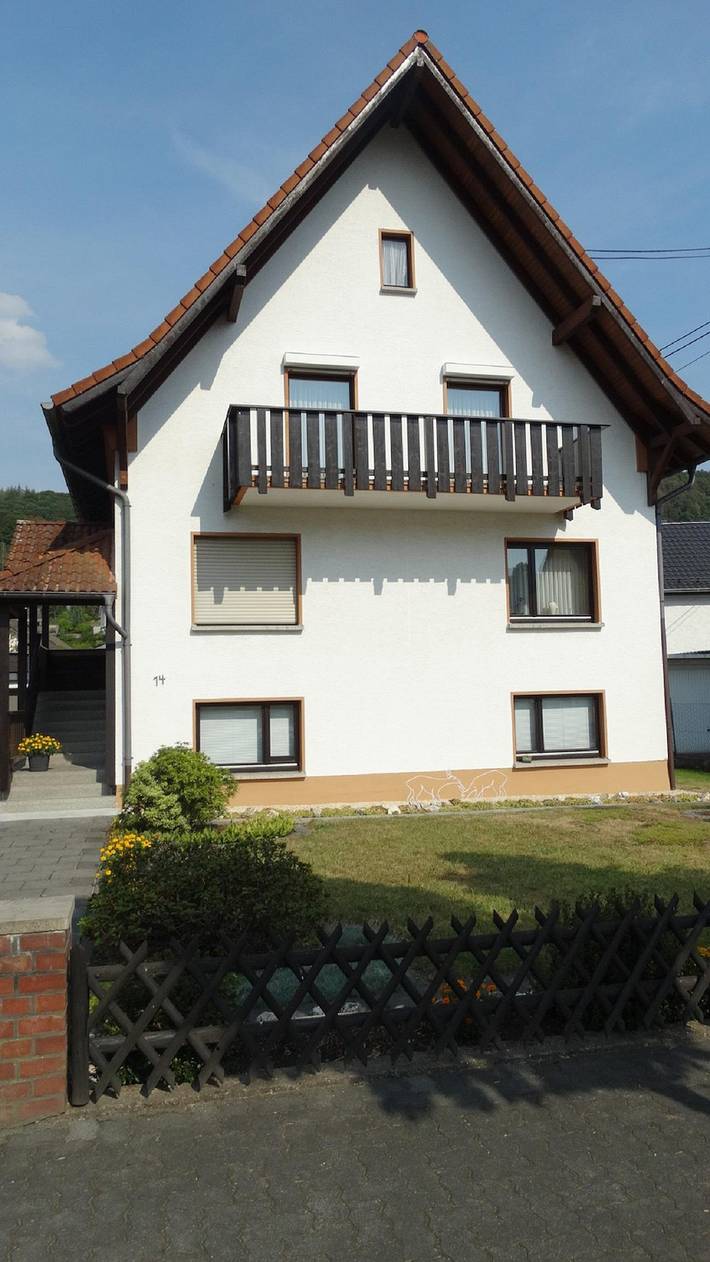 Ferienhaus für 5 Personen, mit Balkon und Garten, kinderfreundlich in Roßbach