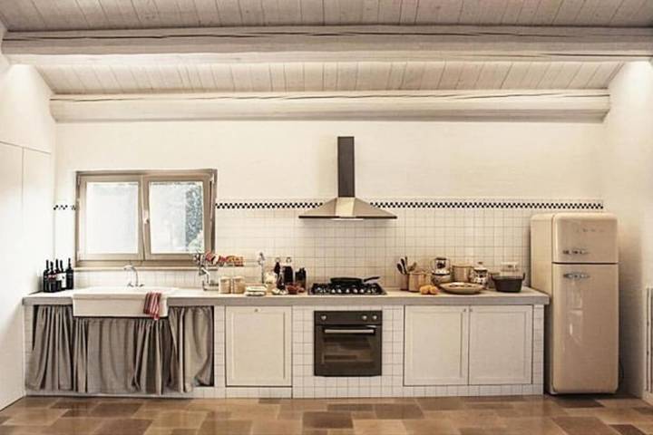 Location de vacances pour 6 personnes, avec vue ainsi que jardin et piscine à Corato - 3