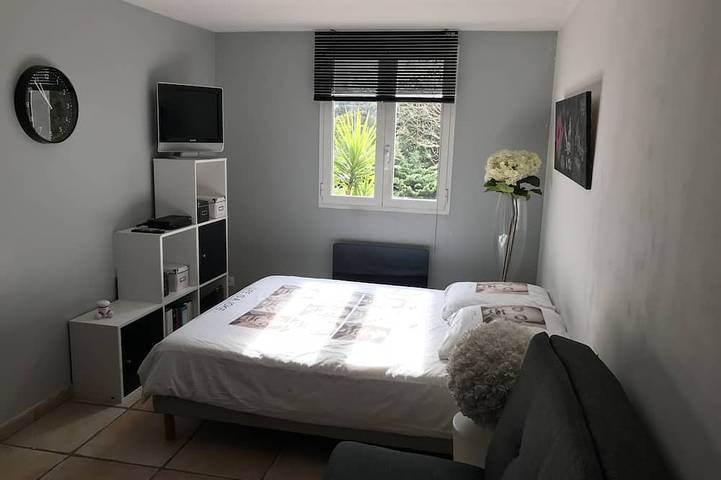 Villa pour 7 personnes, avec Balcon et Jacuzzi ainsi que Terrasse et Jardin à Le Beausset - 2