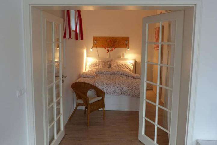 Ganze Wohnung, Gemütliche FeWo (2+2) mit Wellnessfaktor im Seenparadies - Langes Haus Lychen in Lychensee, Lychen