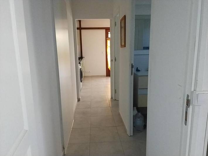 Location de vacances pour 2 personnes, avec vue ainsi que jardin et terrasse dans Plage de Bois Jolan - 3