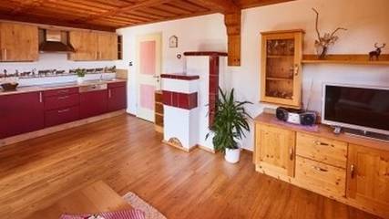 Ferienwohnung für 3 Personen, mit Sauna und Seeblick sowie Ausblick und Garten in Wertach