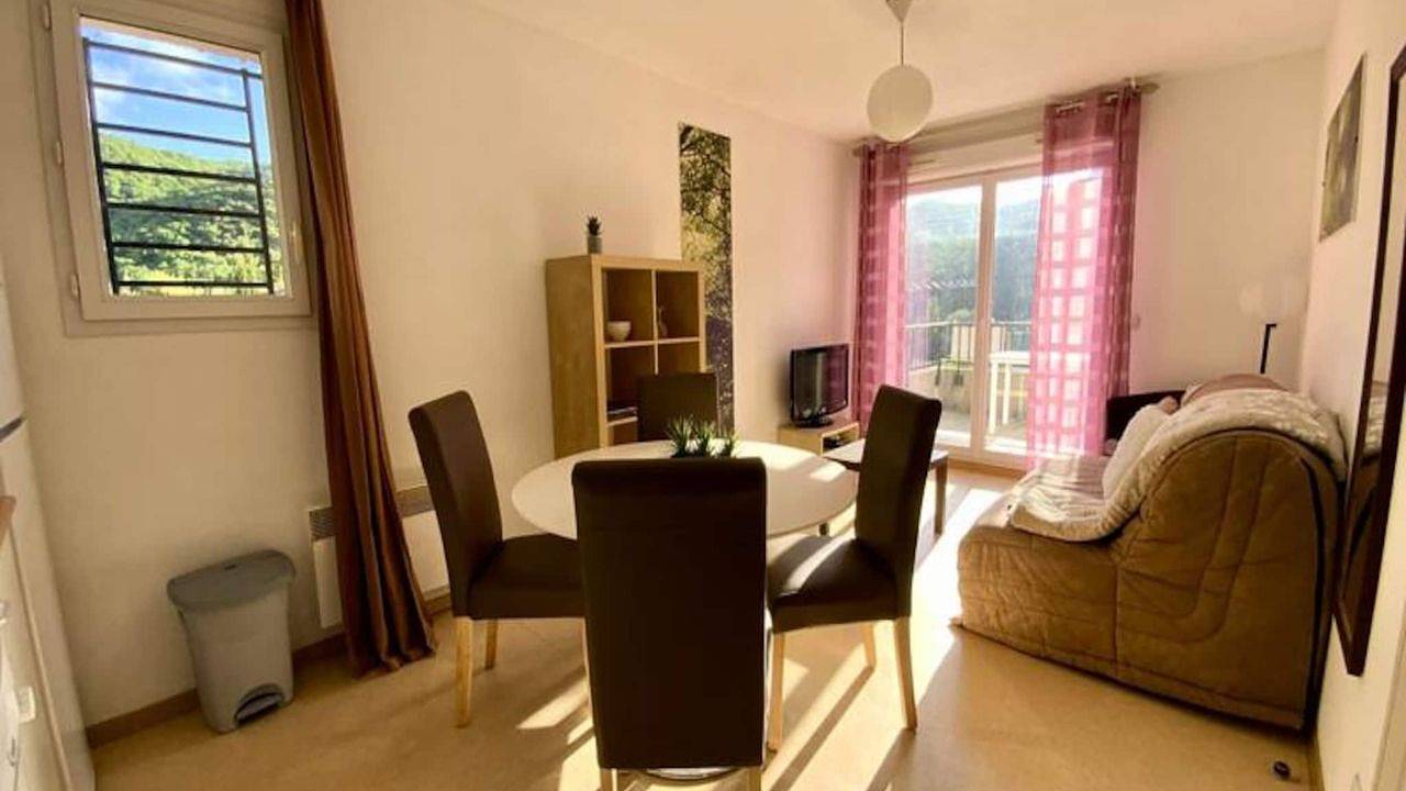 Apartamento vacacional entero, Ferienwohnung für 4 Personen in Avène in Avène, Región de Lodève