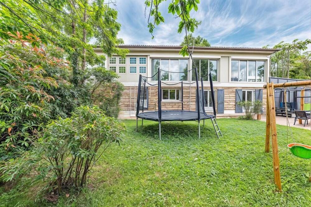 Exceptional villa with indoor pool in Deuil-la-Barre, Valle del Oise