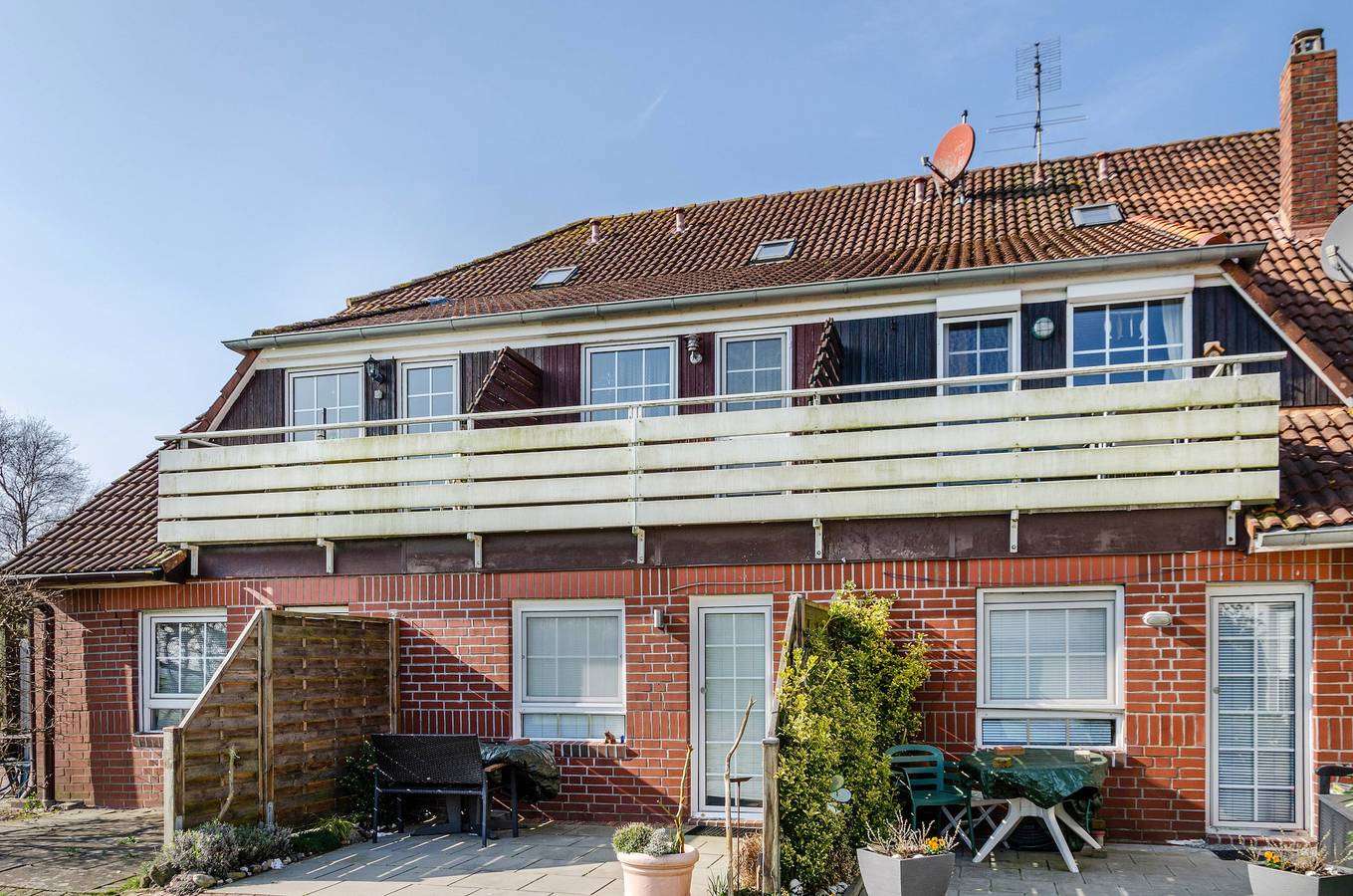 Ganze Wohnung, Ferienwohnung 'Ruheinsel' mit Gemeinschaftsterrasse, Gemeinschaftsgarten und Balkon in Jade, Nordseeküste
