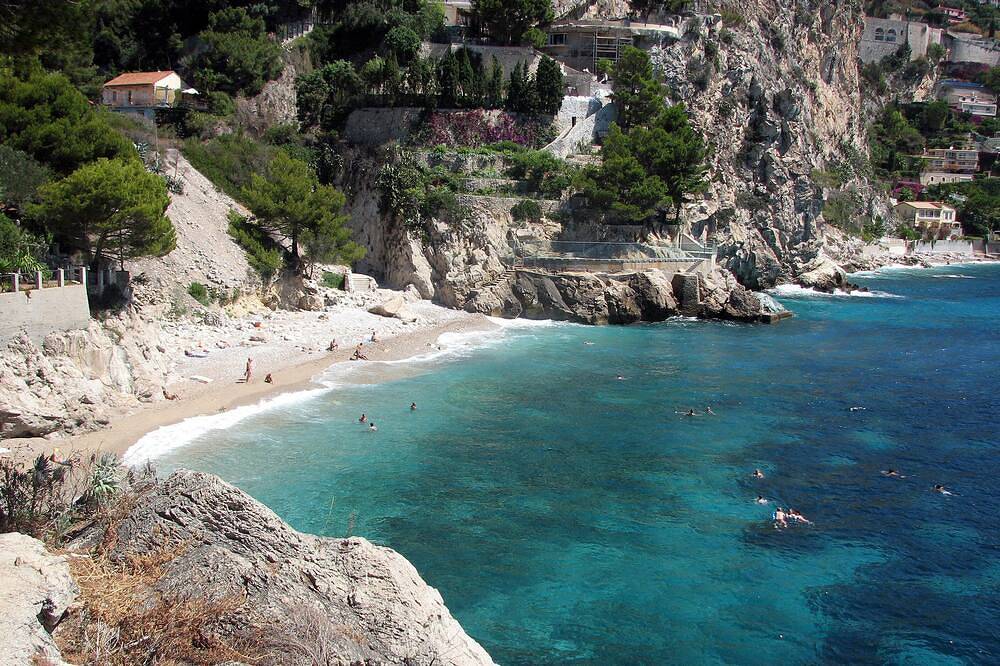 Direkt am Meer, 50 Meter vom Strand, 3 Km von Monaco, teilweise klimatisiert. in Èze, Nizza und Umgebung