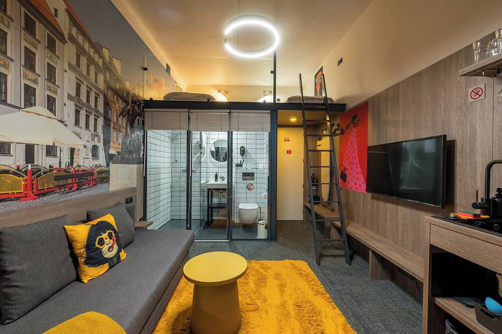 Entire apartment, Warsaw Art Studio Iii with Mezzanine in Warsaw Śródmieście, Warsaw