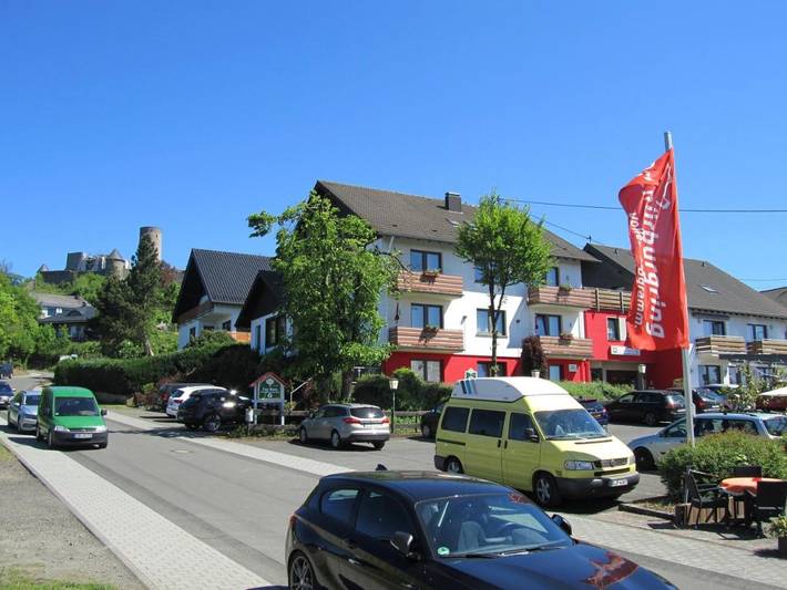 Hotel für 3 Personen, mit Terrasse und Garten sowie Ausblick am Nürburgring - 3