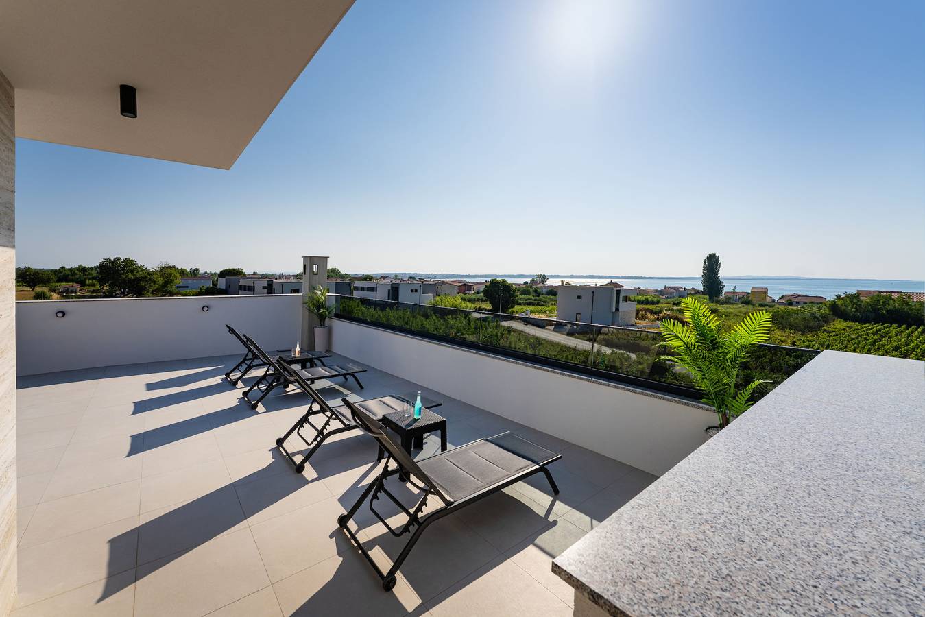 Ganze Wohnung, Beach apartment Lamag in Vrsi, Zadar