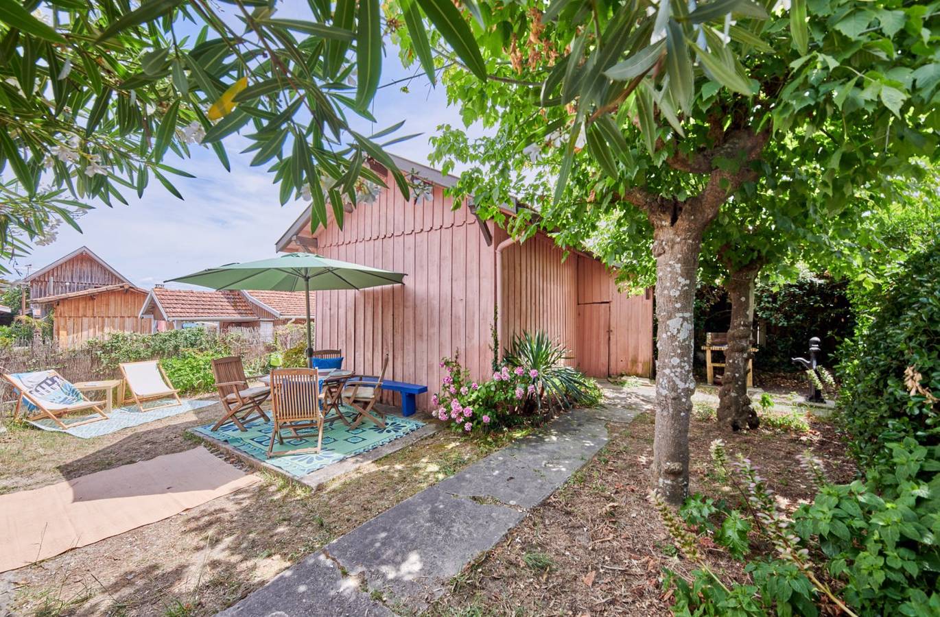 Petite maison Rose, 4 personnes, avec jardin in Le Canon, Lège-Cap-Ferret