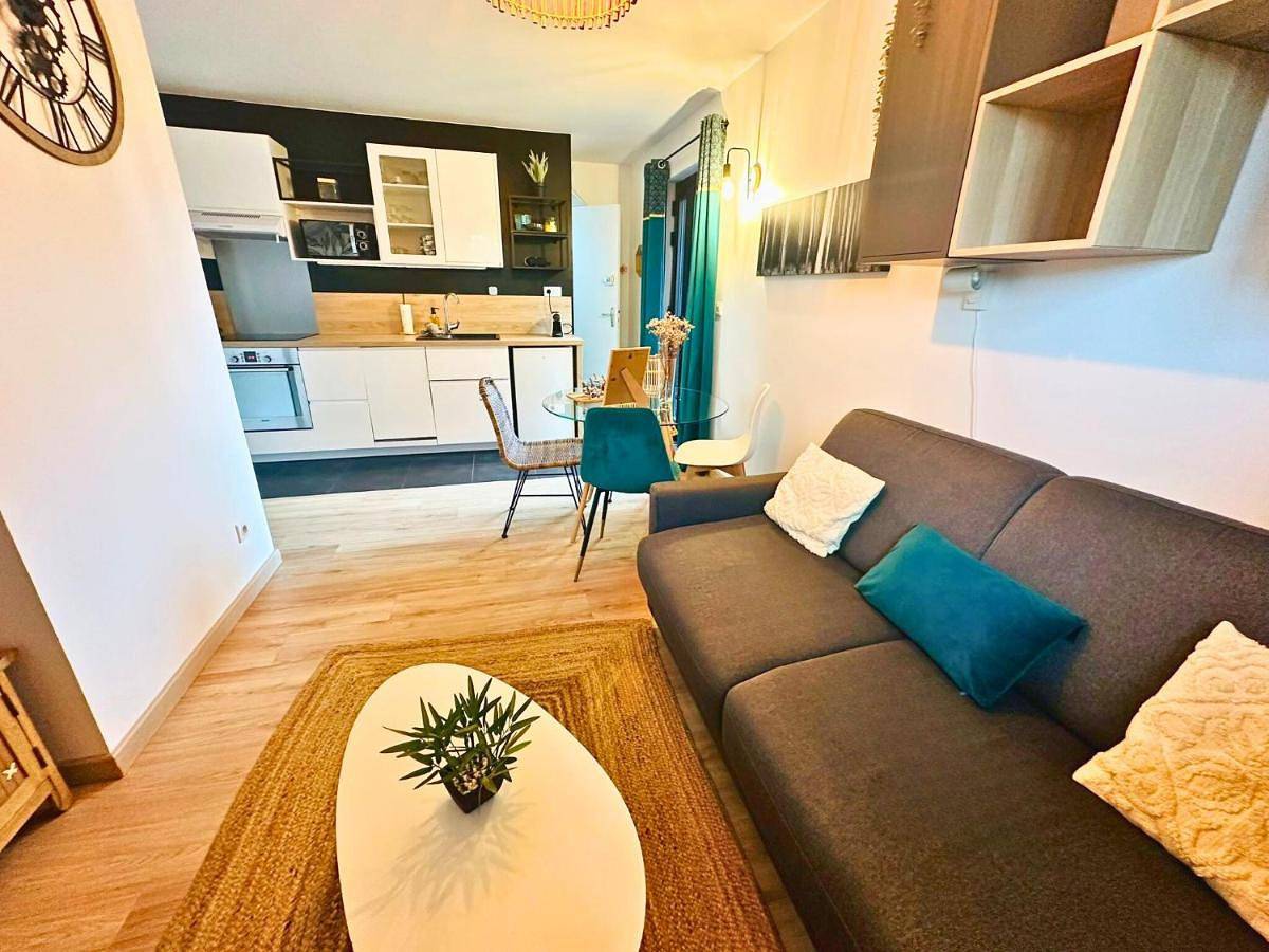 Appartement entier, Le Maobi - T2 au Calme Jardin & Parking, 15 min Bordeaux in Tresses, Région de Bordeaux