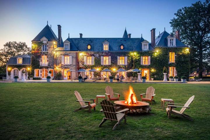 Hôtel pour 2 personnes, avec piscine et sauna ainsi que jardin et vue, animaux acceptés à Onzain