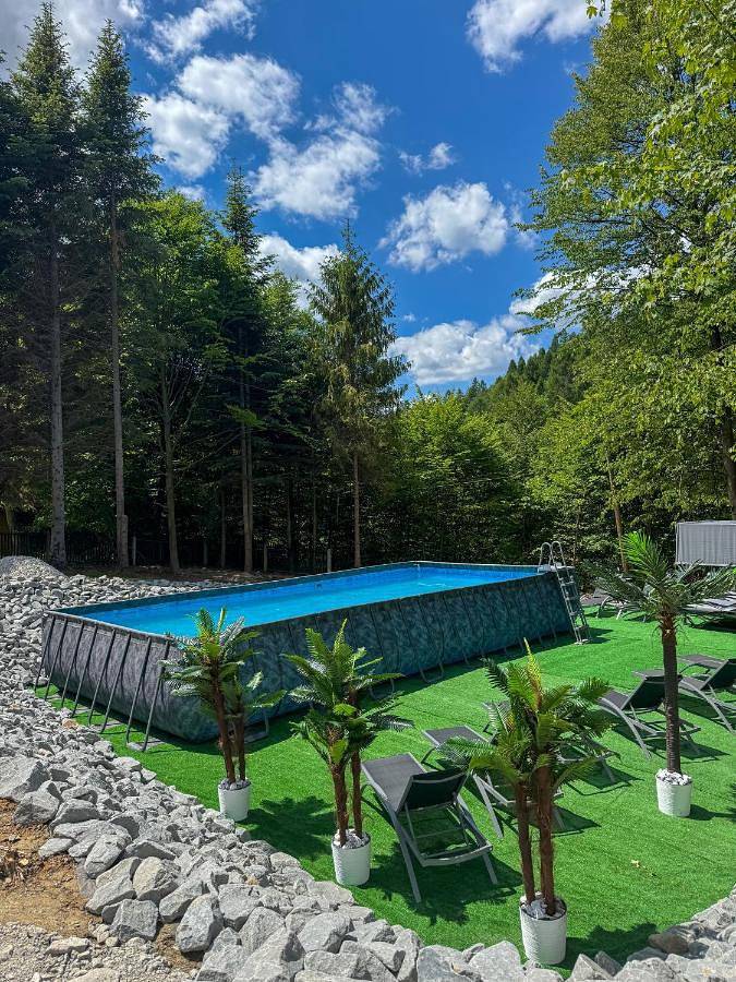 Dom wakacyjny dla 12 osób, z taras i jacuzzi oraz sauna i ogród w Międzybrodzie Żywieckie
