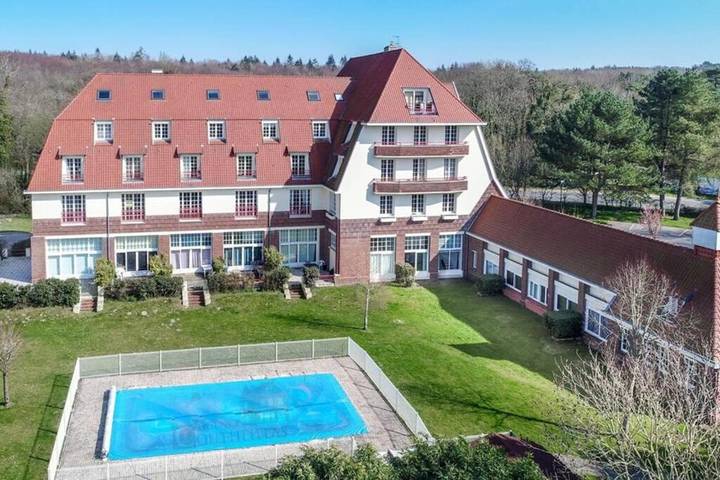 Gîte pour 4 personnes, avec Balcon et Terrasse ainsi que Jardin et Bassin pour enfant dans Golf des Pins (Hardelot-Plage) - 2