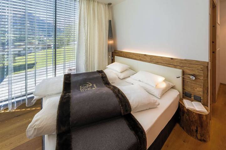 Ferienwohnung für 4 Personen, mit Whirlpool und Balkon, mit Haustier