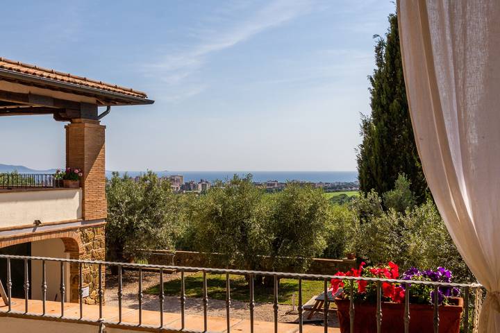 Gîte pour 6 personnes, avec jardin et balcon à Follonica - 2