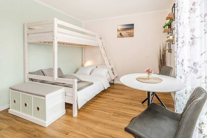 Ferienwohnung für 5 Personen, mit Balkon und Terrasse in Kölpinsee - 4