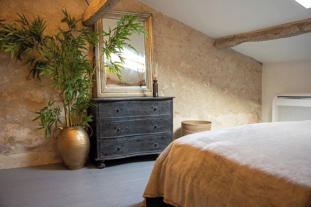 Grand Gîte, 11 couchages aux portes d'Aubeterre in Saint-Romain, Charente