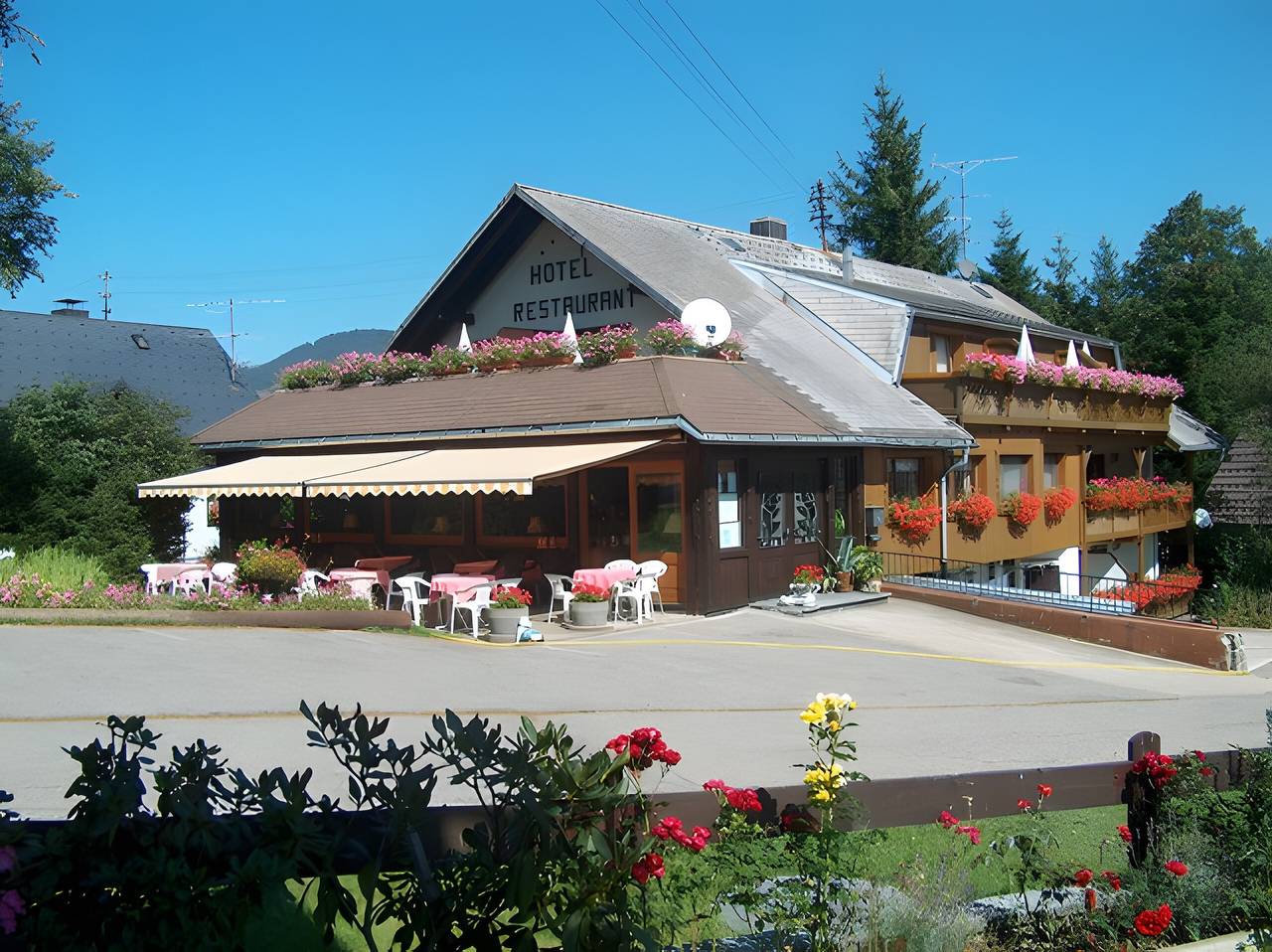 Hotel Bären – Three-Star: Double Room 4 / 20 sqm / Breakfast Included / 2 Guests / Balcony in Bernau im Schwarzwald, Southern Black Forest