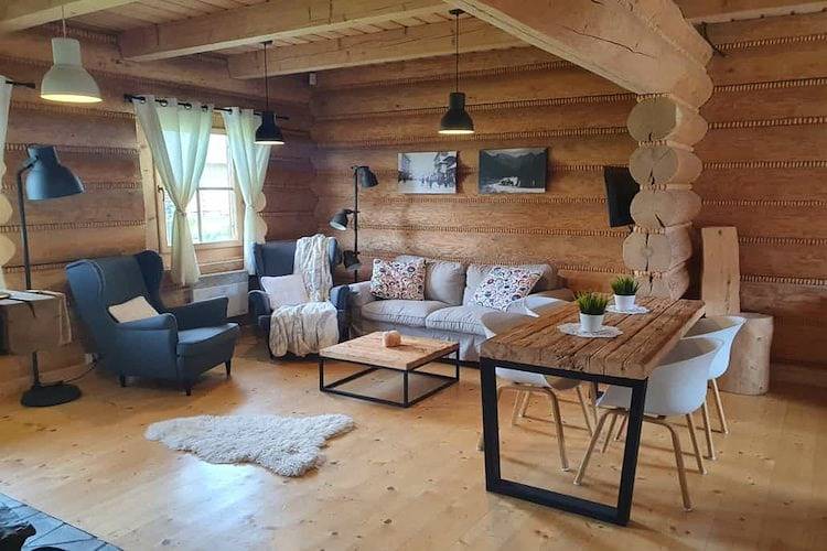 Dom wakacyjny z tarasem i widokiem na góry in Kościelisko, Karpaty (Polska)