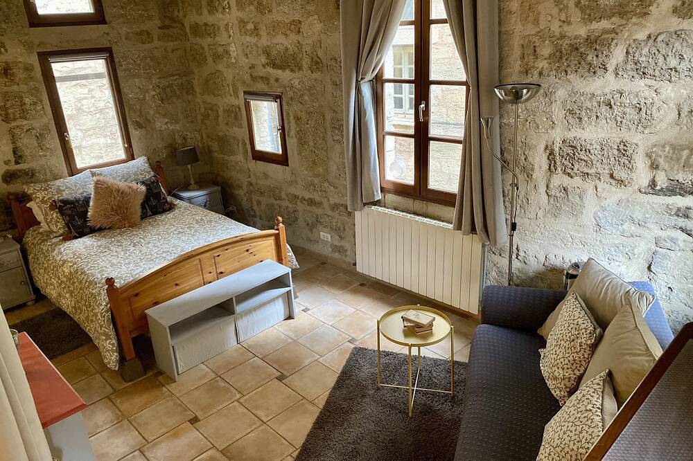 Unique house with character and comfort in the historic center of Pezenas in Pézenas, Côte d'Améthyste