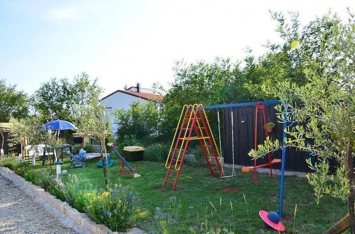 Ferienwohnung für 5 Personen, mit Balkon und Garten in Nova Vas - 4