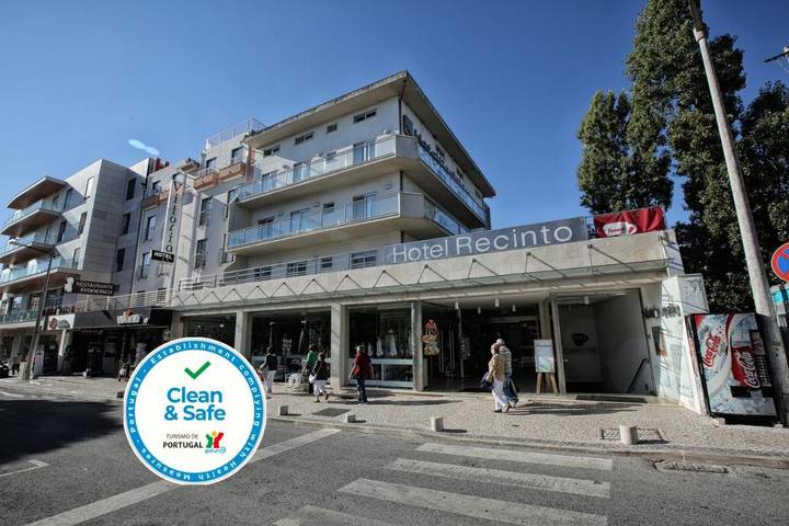 Hotel, com Varanda e Vista em Fátima
