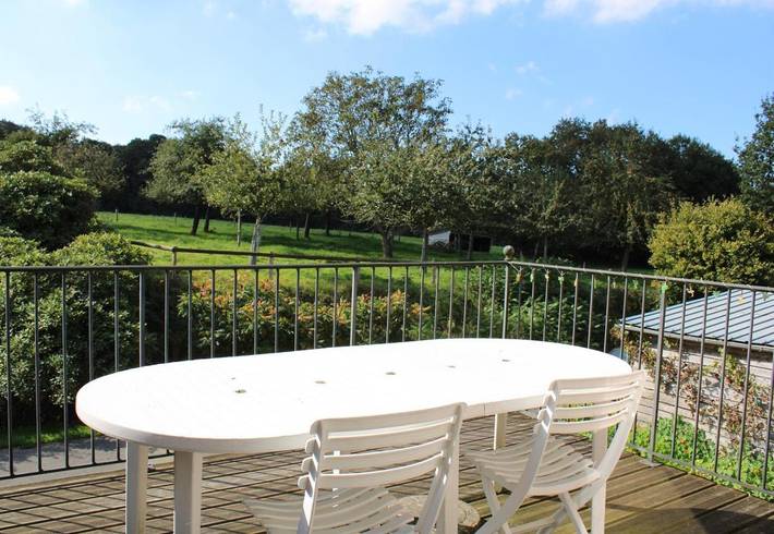 Location de vacances pour 9 personnes, avec vue et jardin à La Rochelle-Normande - 3