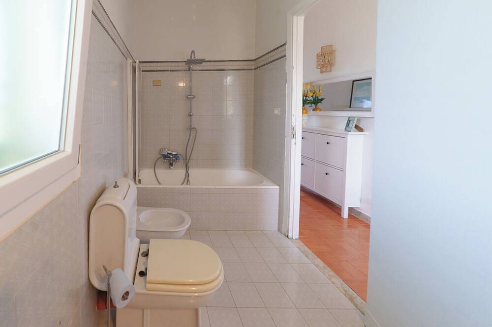 Villa Ortensia in Mazzaforno, Cefalù (Gemeente)