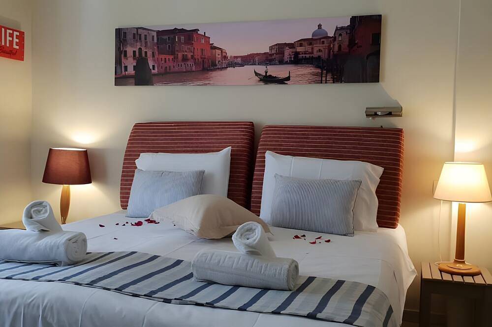 Family 2Br Apt Pool – Kitchenette 7 in Corfu