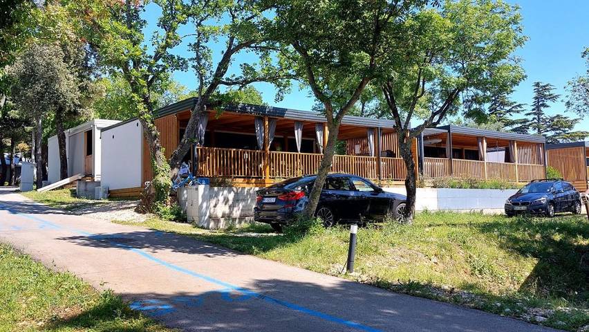 Camping pour 6 personnes, avec piscine ainsi que vue et terrasse, animaux acceptés dans Primorje-Gorski Kotar - 2