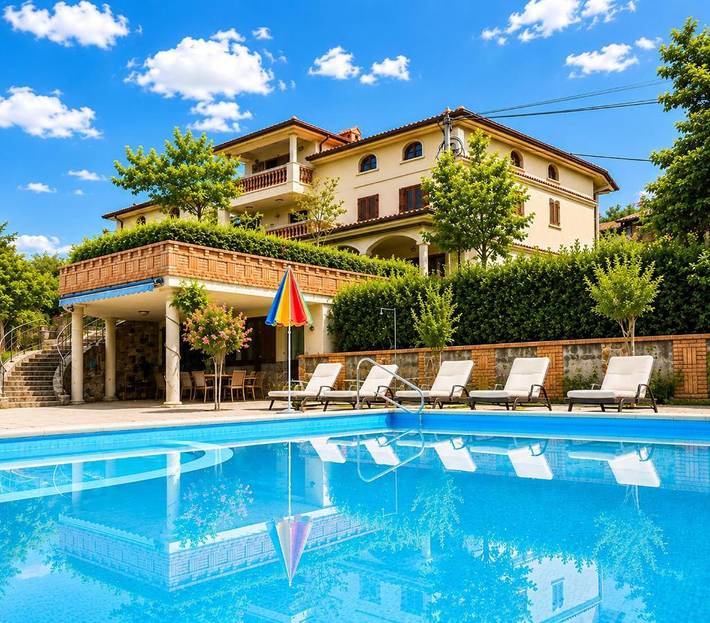 Appartement de vacances pour 3 personnes, avec piscine ainsi que balcon et jardin