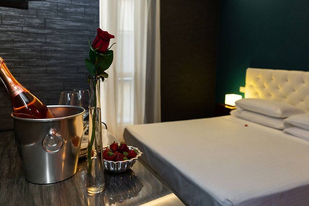 Verdi · Großes Doppel- oder Zweibettzimmer in Centro Storico di Verona, Verona