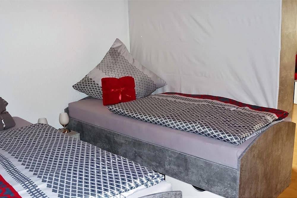 Ganze Wohnung, Ferienwohnung/App. für 5 Gäste mit 70m² in Meckenbeuren (165310) in Ravensburger Spieleland, Meckenbeuren