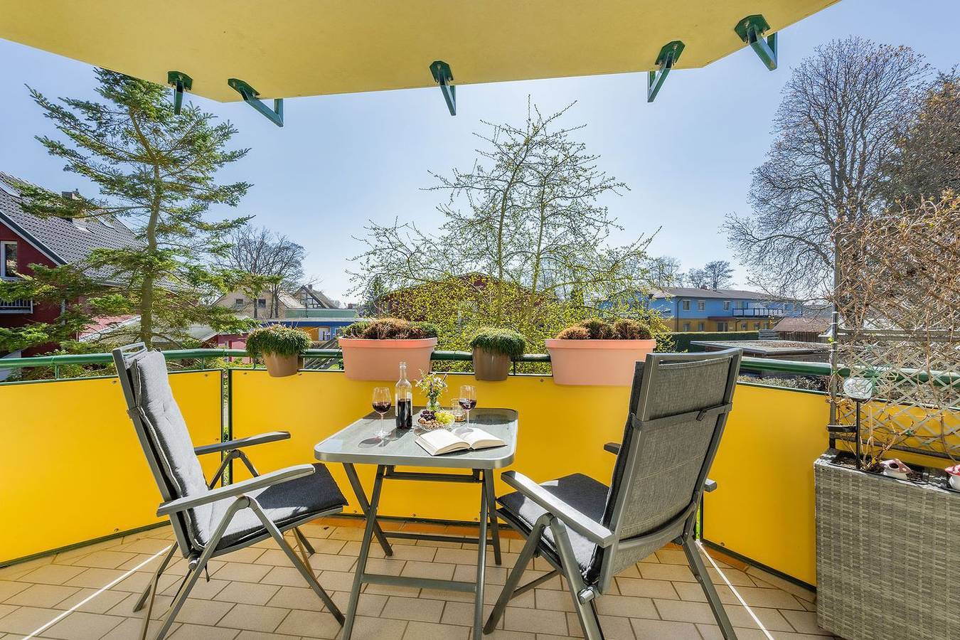 Ganze Wohnung, Ostseetrio Haus 1 - 04 - Balkon, zentrale Lage moderne Ausstattung in Zinnowitz, Usedomer Norden
