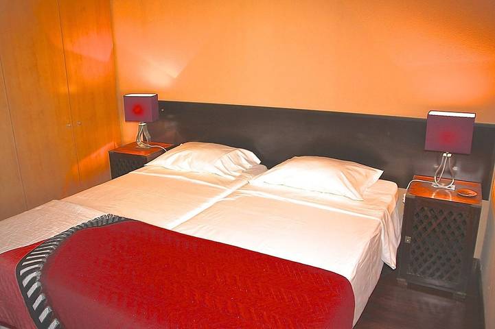 Ganze Wohnung, 1st Line Apartment 3 Schlafzimmer + 2 Badezimmer in Praia da Rocha, Portimão