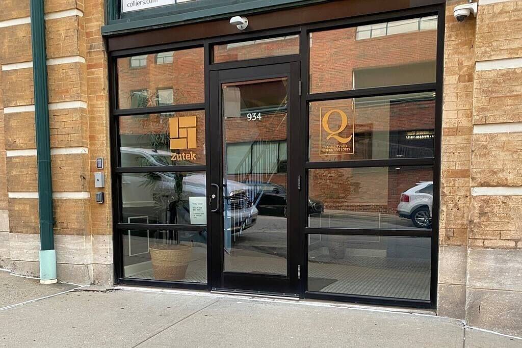 Ganze Wohnung, 1 Br Neu Renovierte Loft Downtown Kansas City In Historischem Gebäude in Kansas City, Missouri