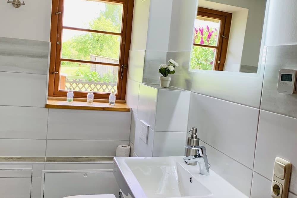 2. Haus an der Dänischen Wieck • Strandweg in Loissin, Vorpommern