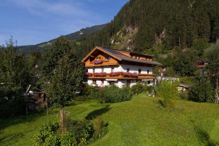 Chambre d’hôte pour 2 personnes, avec vue ainsi que balcon et jardin à Mayrhofen - 2